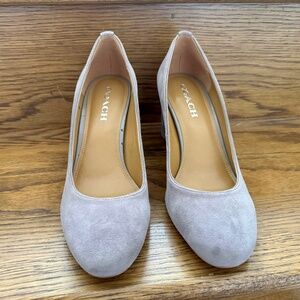 Coach Georgina Pumps Gray Suede 9 NWT
